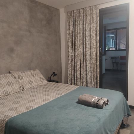 Suites/Studios Privados Copacabana リオデジャネイロ エクステリア 写真